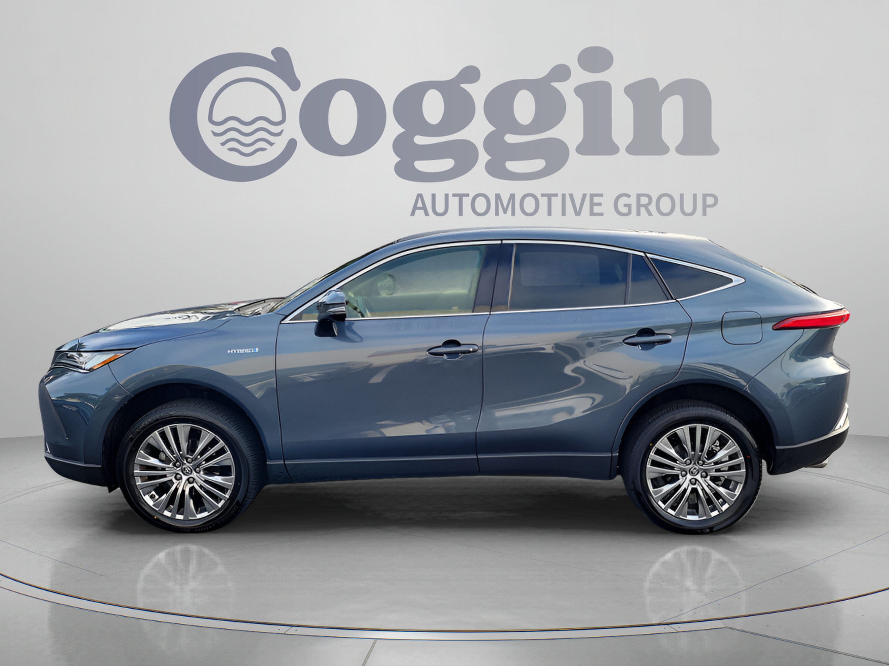 Used 2021 Toyota Venza Limited w/ Advanced Technology Package AWD/4WD image 3