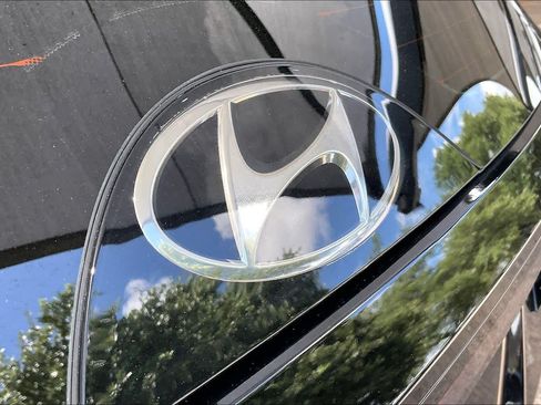 Certified 2024 Hyundai Tucson SEL w/ Convenience Package FWD image 31