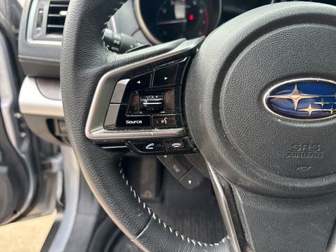 Used 2019 Subaru Outback 2.5i Limited AWD/4WD image 19