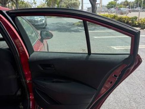 Used 2024 Toyota Corolla LE FWD image 18