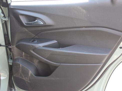 Used 2025 Chevrolet Trax ACTIV w/ Driver Confidence Package FWD image 28