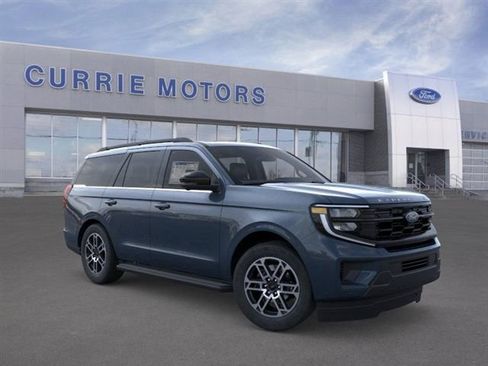 New 2025 Ford Expedition Active image 7