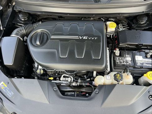 Used 2021 Jeep Cherokee Trailhawk w/ Sun, Sound & Nav Group image 29