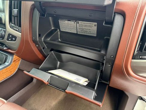 Used 2015 Chevrolet Silverado 1500 High Country w/ High Country Premium Package image 30