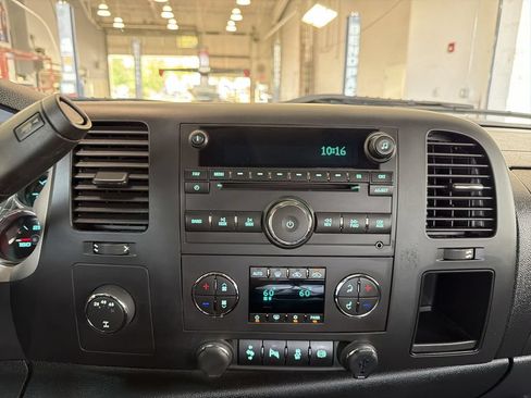 Used 2014 Chevrolet Silverado 3500 LT w/ Interior Plus Package AWD/4WD image 14