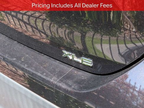 Used 2026 Toyota Highlander Limited AWD/4WD image 10