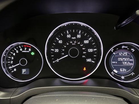 Used 2018 Honda HR-V EX image 14