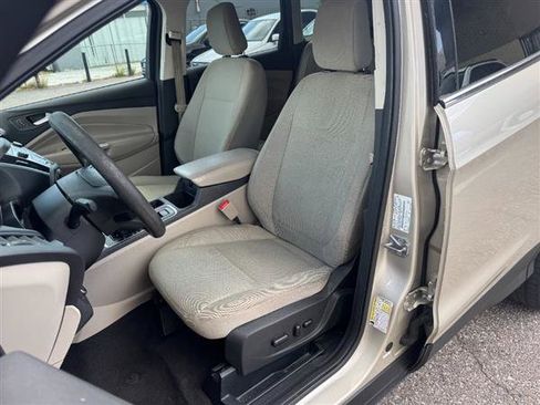 Used 2018 Ford Escape SE image 7