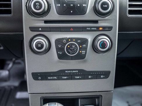 Used 2019 Ford Flex SE FWD image 14