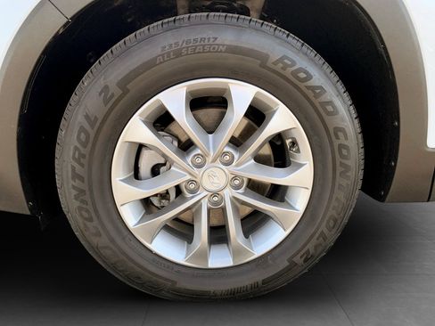 Used 2020 Hyundai Santa Fe SE AWD/4WD image 10