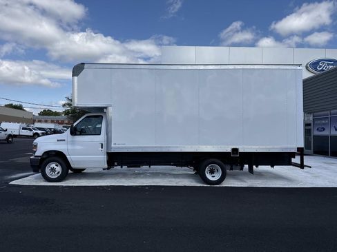 New 2027 Ford E-450 and Econoline 450 Super Duty w/ Power Equipment Group RWD image 6