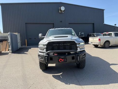 New 2026 RAM 2500 Tradesman AWD/4WD image 17