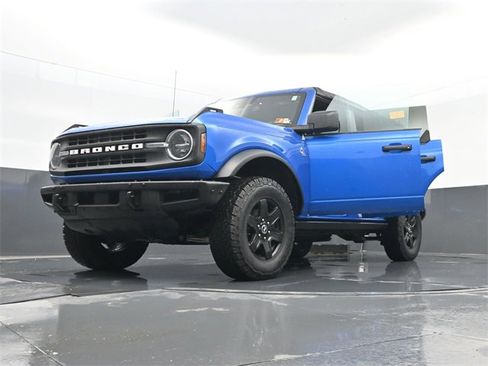 Used 2022 Ford Bronco Black Diamond image 33