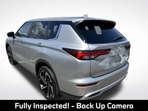 Used 2023 Mitsubishi Outlander SE AWD/4WD image 5