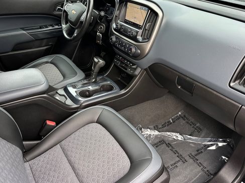 Used 2021 Chevrolet Colorado Z71 image 18