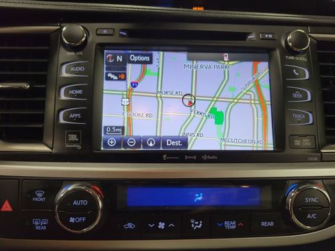 Used 2018 Toyota Highlander Limited AWD/4WD image 21