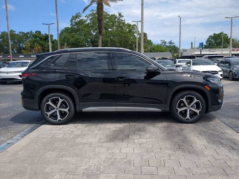New 2026 Volkswagen Tiguan SE FWD image 3