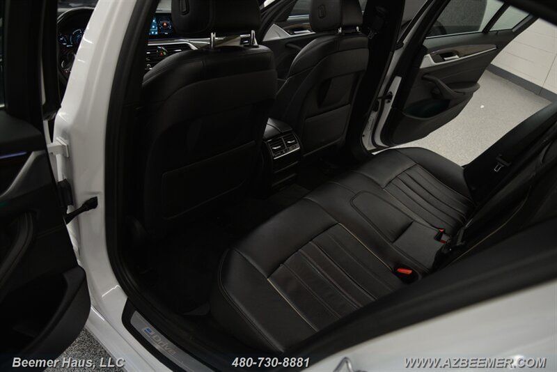 Used 2018 BMW 530e RWD image 30