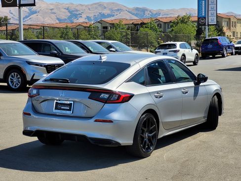 Used 2022 Honda Civic Sport image 5