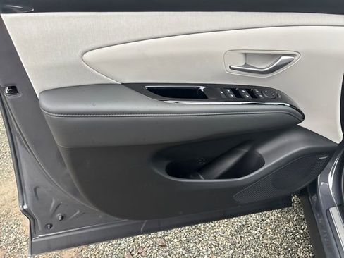 New 2026 Hyundai Tucson Limited image 15
