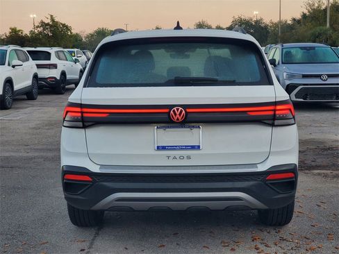 New 2026 Volkswagen Taos S image 4