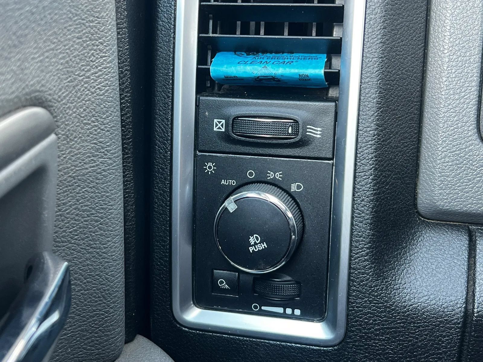 Used 2013 RAM 1500 Big Horn AWD/4WD image 20