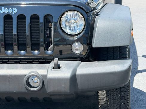 Used 2017 Jeep Wrangler Unlimited Sport w/ Quick Order Package 24S AWD/4WD image 26
