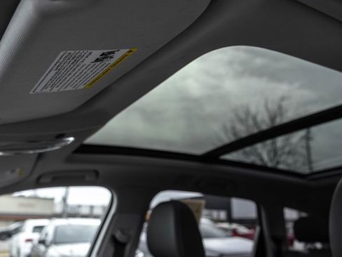 Used 2025 Audi Q7 3.0T Premium Plus image 11