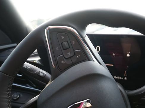 Used 2025 Buick Envista Sport Touring w/ Convenience I Package FWD image 25