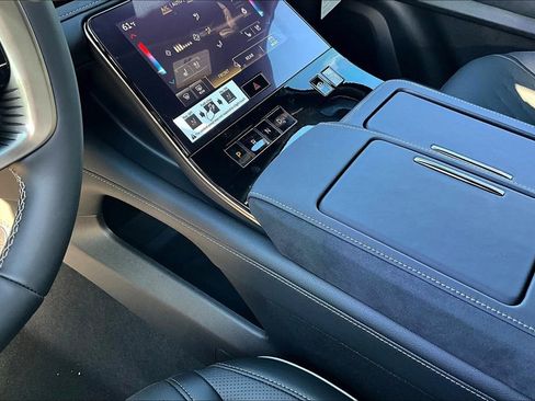 New 2026 INFINITI QX80 Autograph w/ Premium Cargo Package image 22