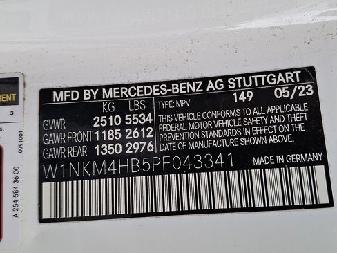 Used 2023 Mercedes-Benz GLC 300 4MATIC image 29