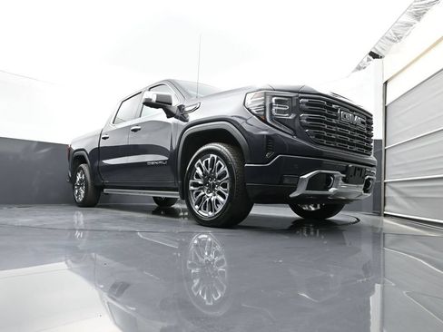 Used 2023 GMC Sierra 1500 Denali Ultimate AWD/4WD image 57