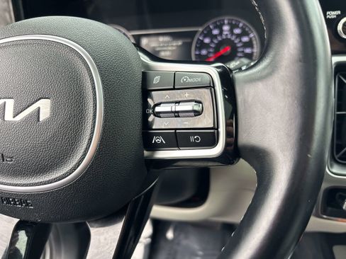 Used 2022 Kia Sorento S w/ Panoramic Sunroof Package image 23