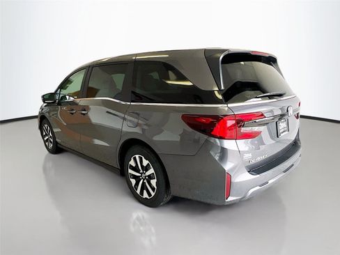 New 2026 Honda Odyssey EX-L image 10