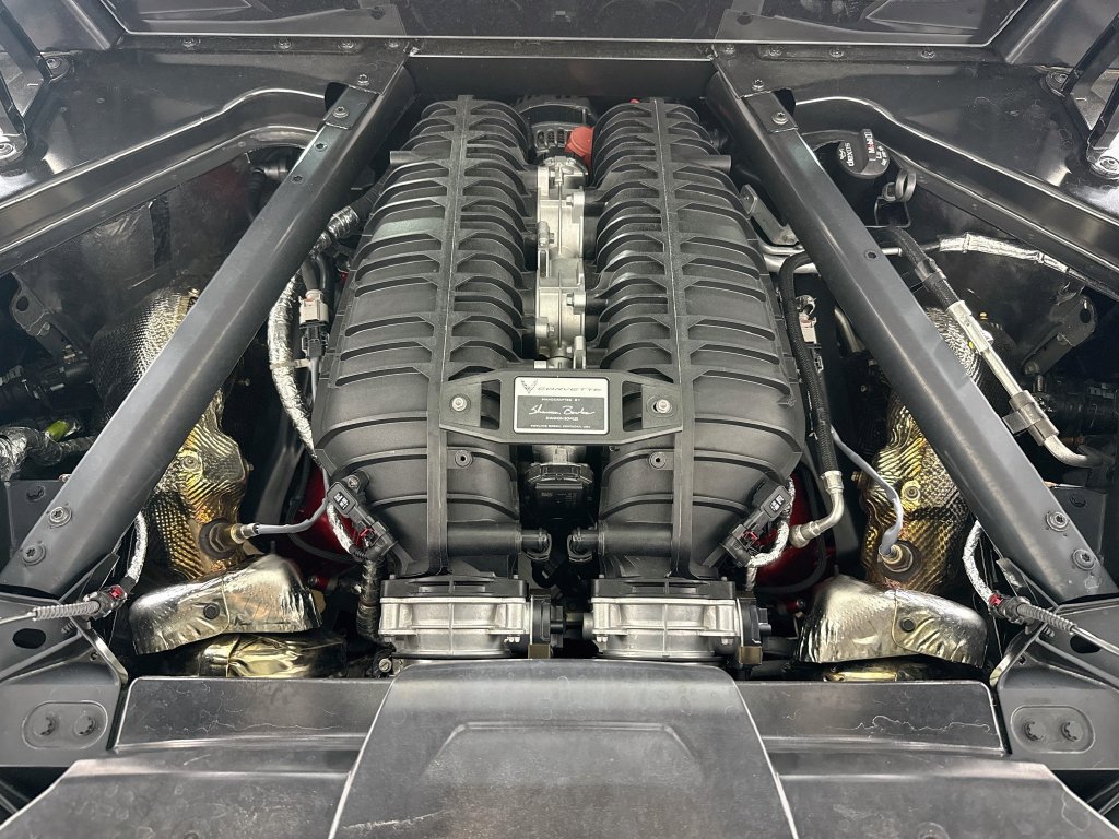 Used 2025 Chevrolet Corvette Z06 RWD image 28