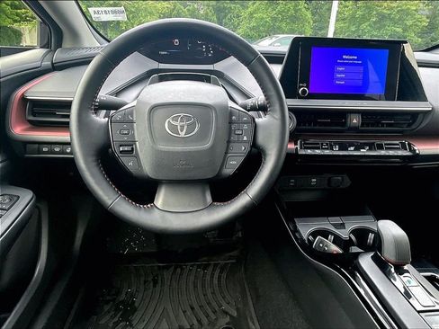 Used 2023 Toyota Prius Prime FWD image 17