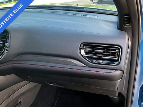 Used 2025 Dodge Durango GT AWD/4WD image 15
