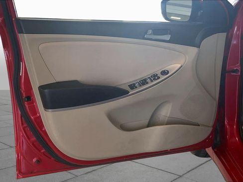 Used 2016 Hyundai Accent SE FWD image 22