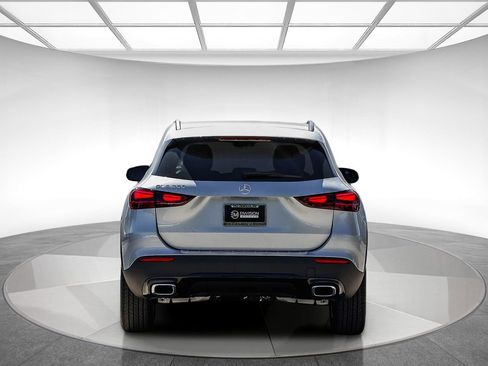 New 2026 Mercedes-Benz GLA 250 image 3