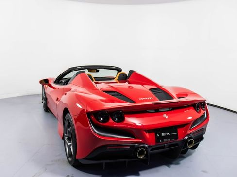 Certified 2023 Ferrari F8 Tributo RWD image 25
