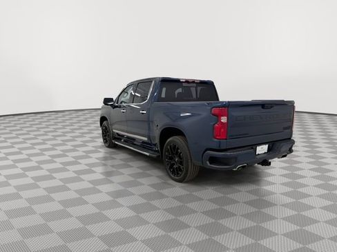 Used 2023 Chevrolet Silverado 1500 High Country w/ High Country Premium Package image 7
