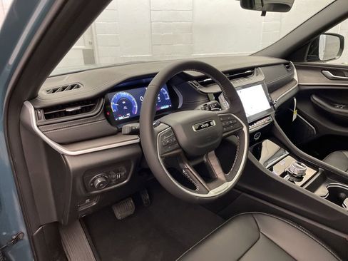 New 2026 Jeep Grand Cherokee L Limited w/ Limited Altitude Package image 15