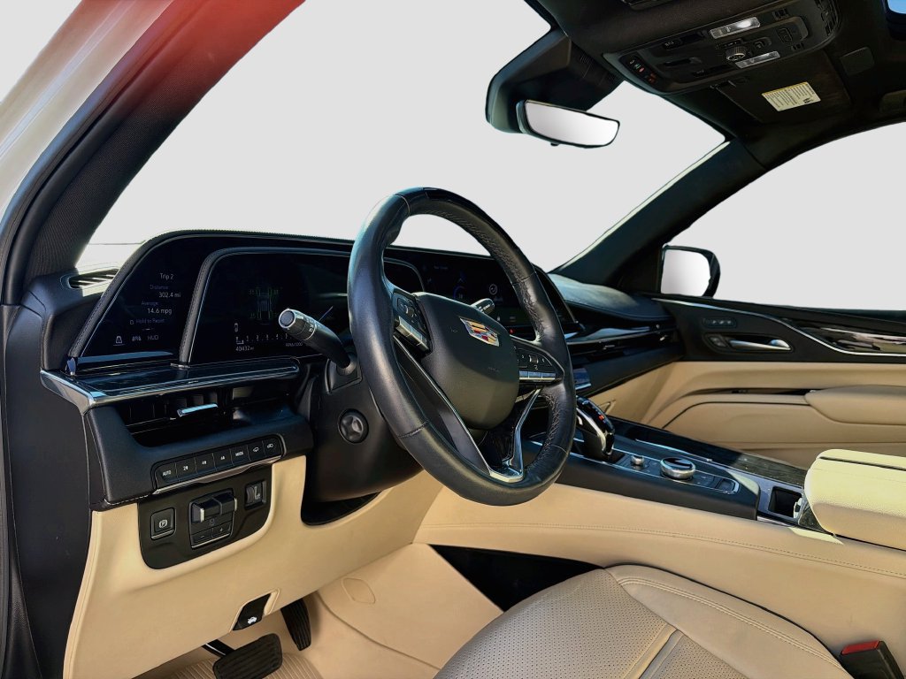 Used 2024 Cadillac Escalade ESV Premium Luxury w/ Performance Package AWD/4WD image 9
