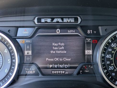 Used 2021 RAM 1500 Laramie image 9