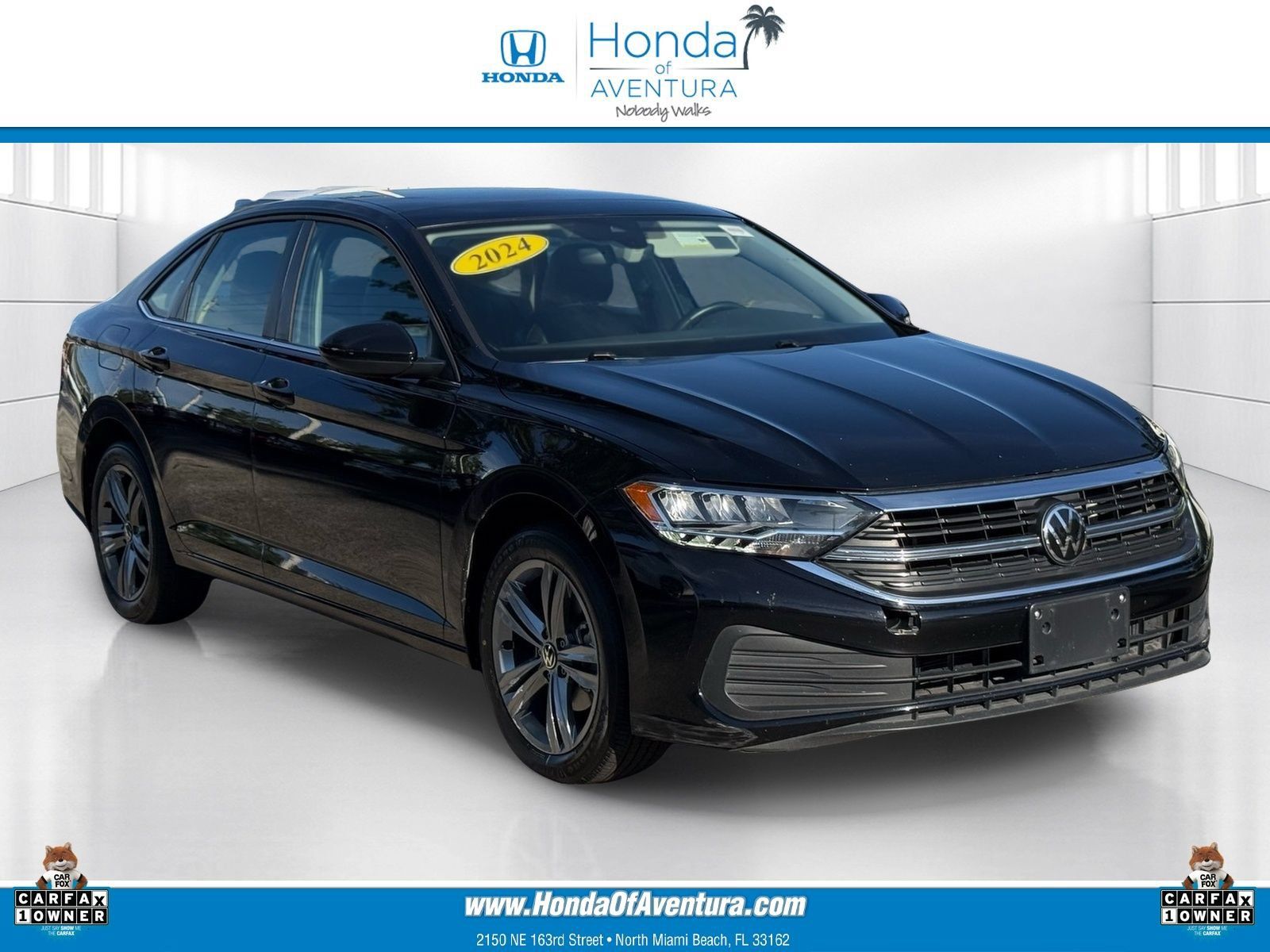 Used 2024 Volkswagen Jetta SE FWD image 1