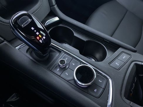 Used 2024 Cadillac XT6 Premium Luxury w/ Technology Package image 7