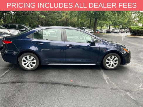 Used 2024 Toyota Corolla LE FWD image 9