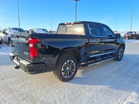 Used 2022 Chevrolet Silverado 1500 High Country image 6