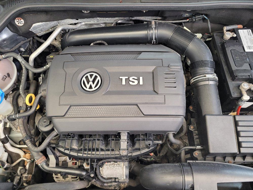 Used 2015 Volkswagen Jetta SE FWD image 30