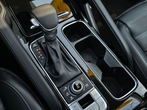 Certified 2024 Kia Telluride SX Prestige image 29